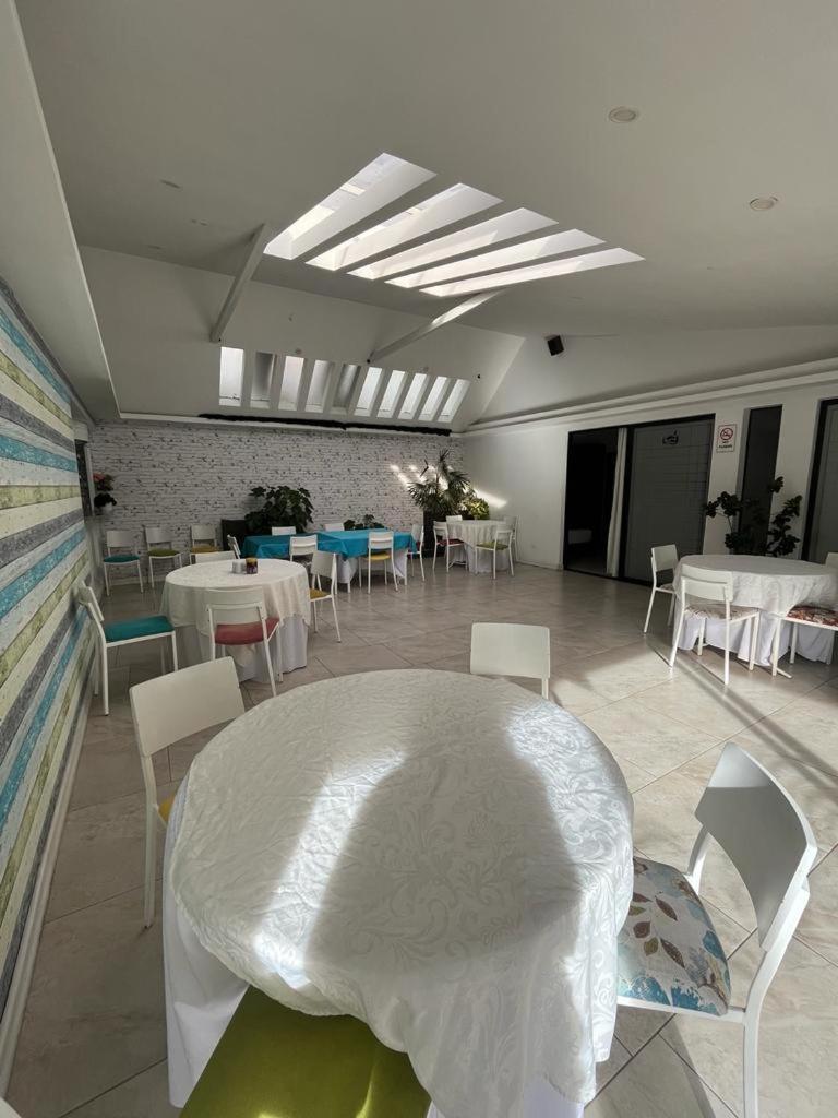 Hostal Entre Rios Cuenca Esterno foto
